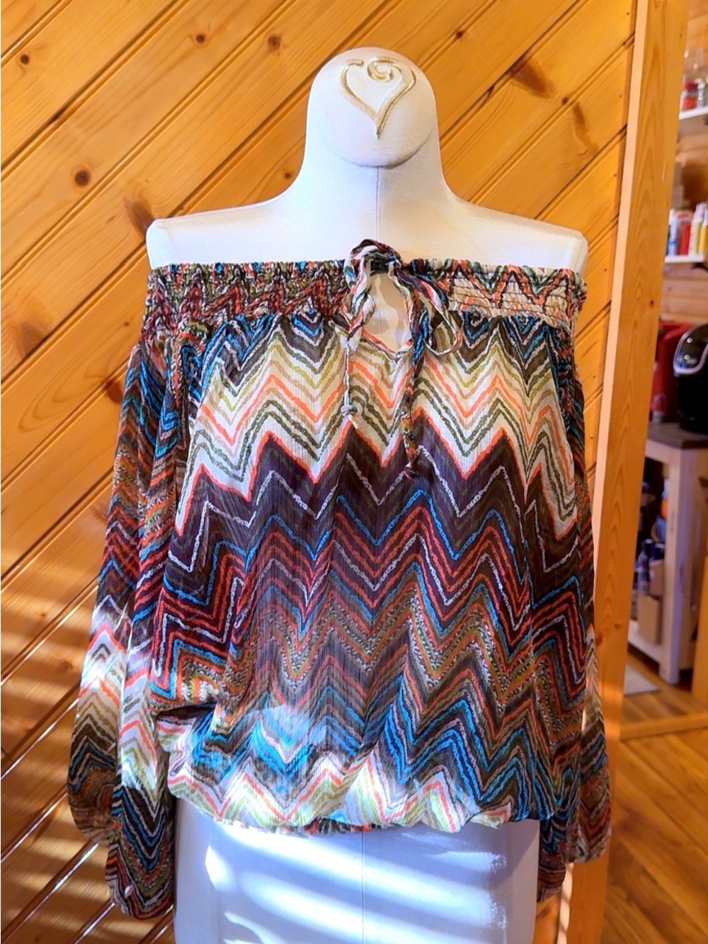 Body Central 2010s Boho Chevron Off Shoulder Blouse Medium
